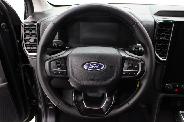 Used 2025 Ford Ranger XLT AWD/4WD image 12