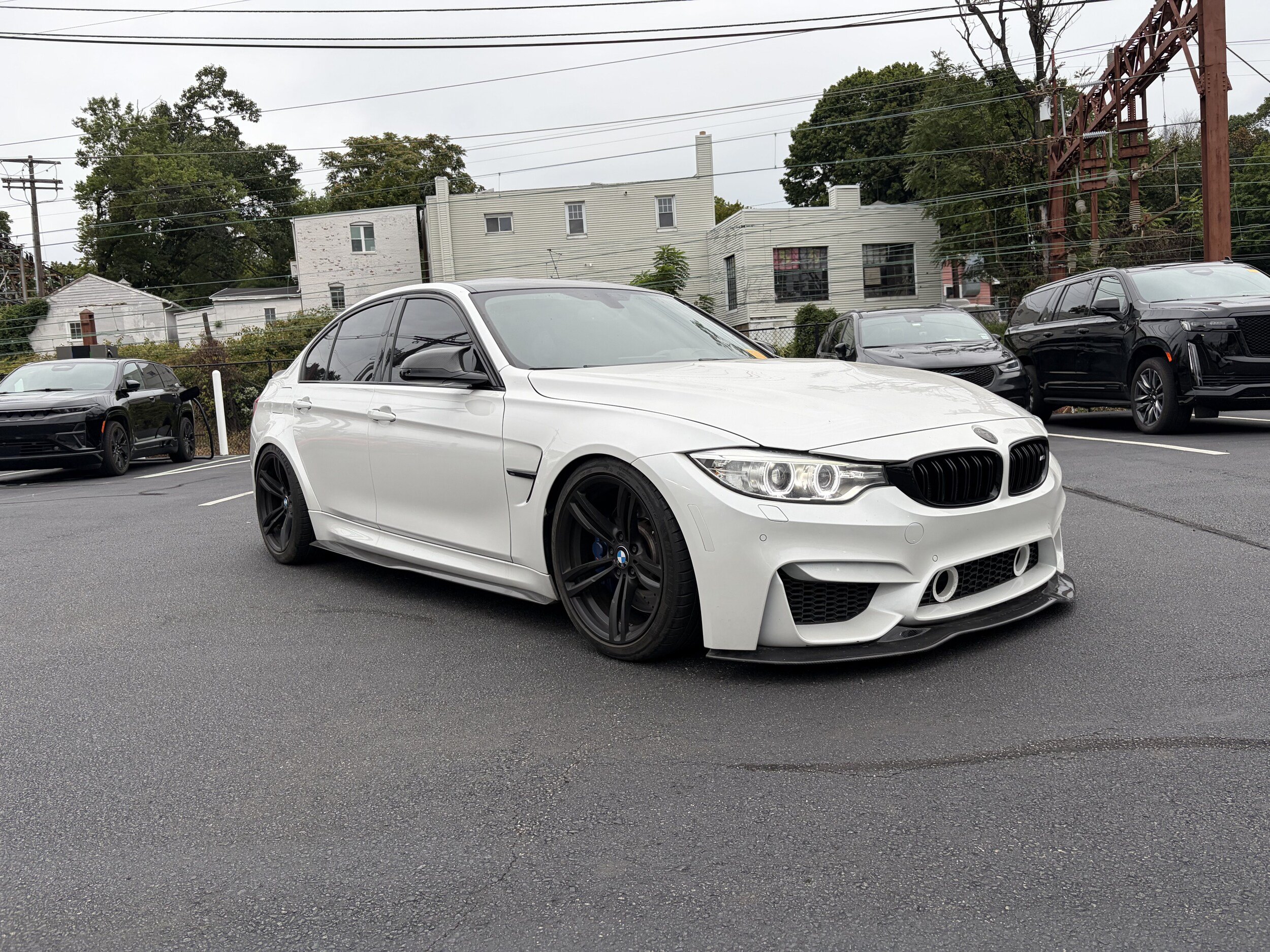 Used 2016 BMW M3 RWD image 4