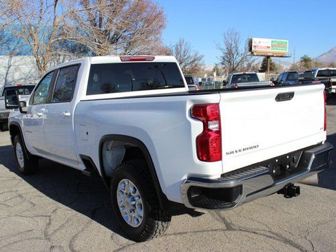 Used 2023 Chevrolet Silverado 2500 LT image 6