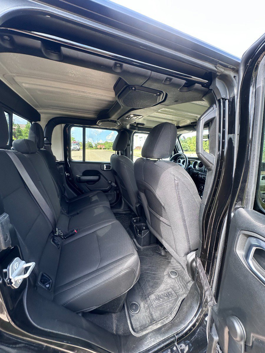 Used 2021 Jeep Gladiator Sport AWD/4WD image 22