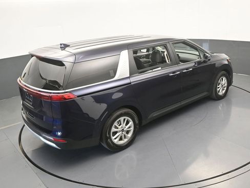 Used 2024 Kia Carnival LX FWD image 52