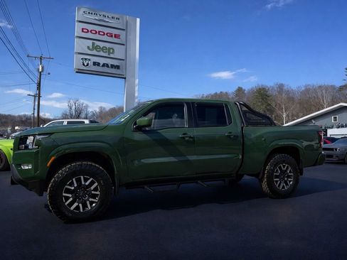 Used 2023 Nissan Frontier SV w/ Technology Package image 31