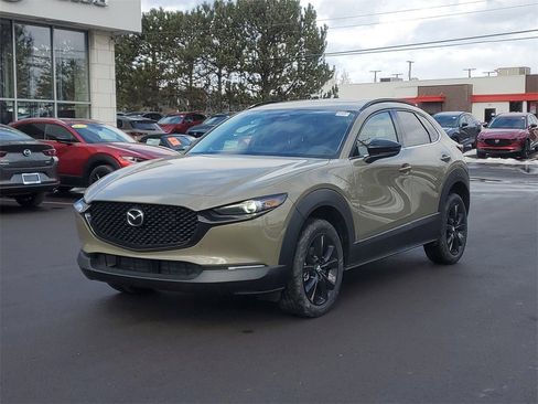Used 2025 MAZDA CX-30 Carbon image 2