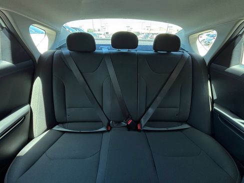 Used 2026 Kia K4 FWD image 38