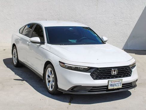Used 2024 Honda Accord LX image 3