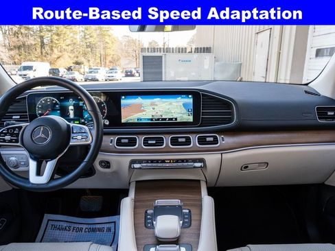 Used 2023 Mercedes-Benz GLS 450 4MATIC image 17