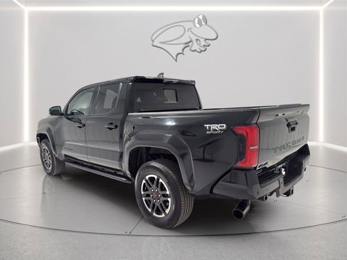 Used 2025 Toyota Tacoma TRD Sport w/ TRD Sport Premium Package AWD/4WD image 3