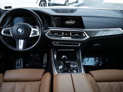 Used 2023 BMW X5 xDrive45e w/ M Sport Package image 27