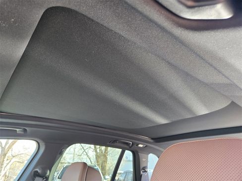 New 2026 BMW X5 xDrive50e w/ Climate Comfort Package image 26