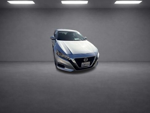 Used 2021 Nissan Altima 2.5 S FWD image 6