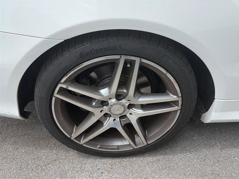 Used 2016 Mercedes-Benz E 400 Cabriolet image 10