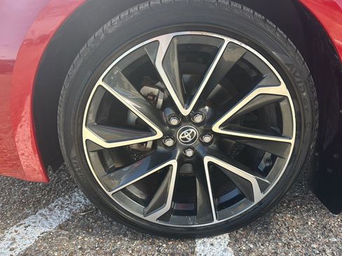 Used 2021 Toyota Corolla XSE image 9