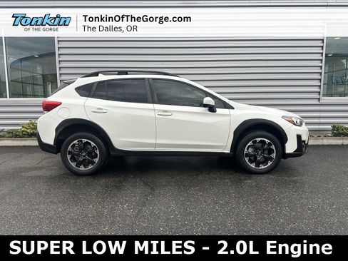 Used 2022 Subaru Crosstrek 2.0i Premium w/ Popular Package #3 image 2
