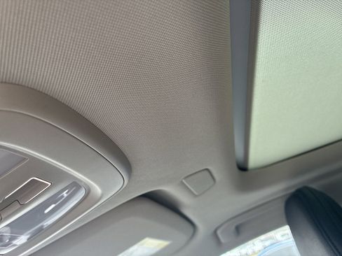 Certified 2025 Volvo XC60 B5 Plus image 11