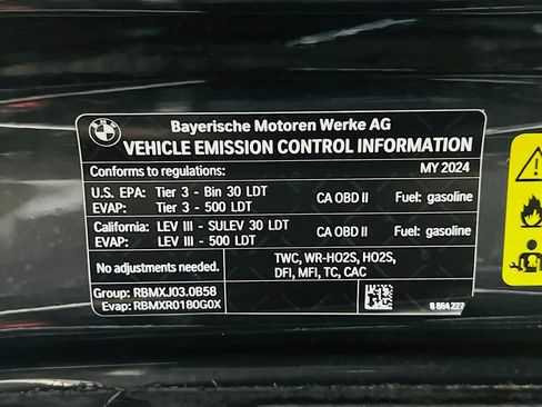 Used 2024 BMW X5 sDrive40i w/ Premium Package RWD image 24