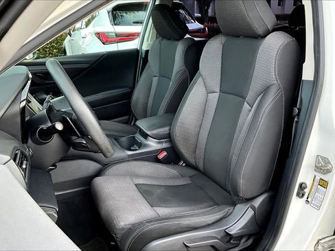 Used 2020 Subaru Outback image 7