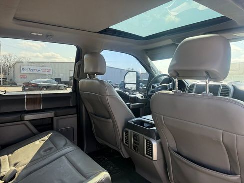 Used 2016 Ford F150 Lariat w/ Equipment Group 502A Luxury image 7