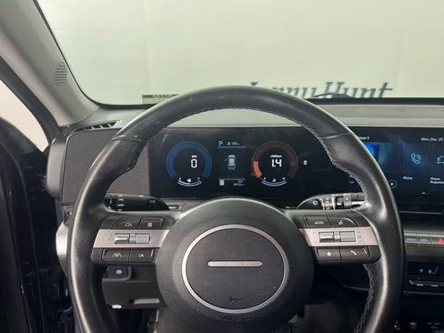 Used 2025 Hyundai Kona SEL image 20