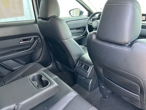 Used 2025 MAZDA CX-50 AWD 2.5 S w/ Preferred Package image 28