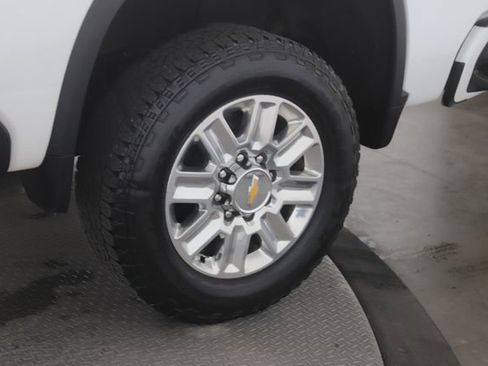 Used 2024 Chevrolet Silverado 2500 High Country w/ High Country Premium Package AWD/4WD image 14