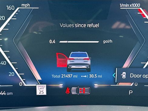 Used 2024 BMW X5 sDrive40i w/ Parking Assistance Package image 12