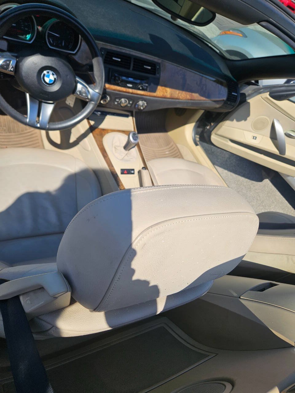 Used 2006 BMW Z4 3.0i RWD image 86