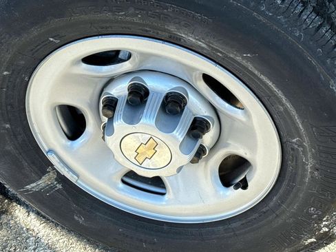 New 2025 Chevrolet Express 3500 3500 Van 139 RWD w/ Power Convenience Package image 5