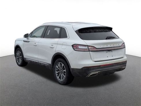 Used 2023 Lincoln Nautilus Reserve image 4