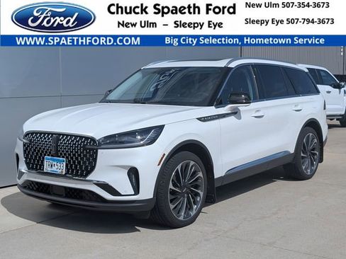 Used 2026 Lincoln Aviator Reserve w/ Illumination Package AWD/4WD image 1