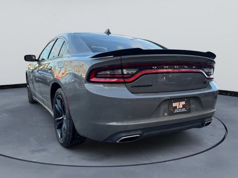 Used 2017 Dodge Charger R/T w/ Navigation & Travel Group image 13