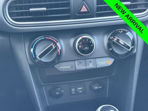 Used 2019 Hyundai Kona SEL w/ SEL Tech Package 02 image 11