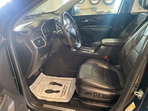 Used 2020 Chevrolet Equinox Premier AWD/4WD image 25