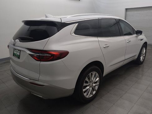 Used 2021 Buick Enclave Essence w/ Sound and Sites Package FWD image 9