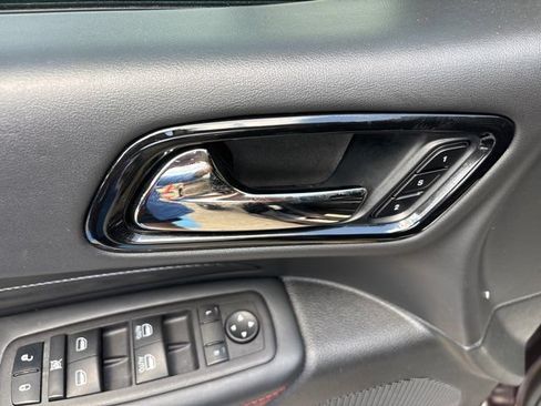 Used 2023 Dodge Durango GT RWD image 22