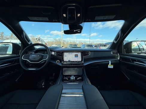 New 2026 Jeep Grand Wagoneer Limited image 28