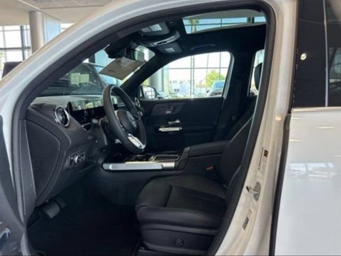 New 2026 Mercedes-Benz GLB 250 4MATIC image 7