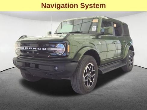Used 2025 Ford Bronco Outer Banks image 4