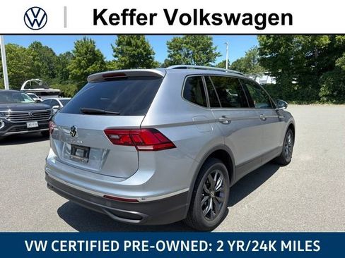 Certified 2023 Volkswagen Tiguan SE FWD image 7