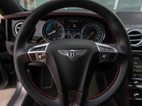 Used 2018 Bentley Flying Spur S V8 AWD/4WD image 26