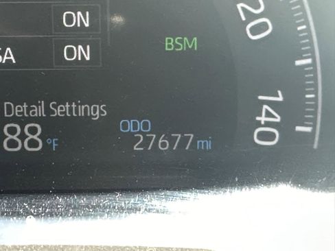 Used 2025 Toyota RAV4 XLE FWD image 14