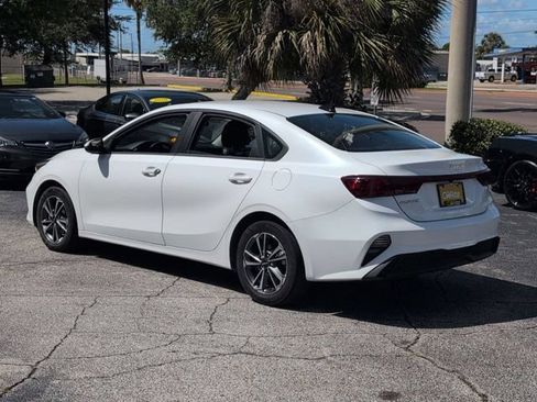 Used 2023 Kia Forte LXS w/ LXS Technology Package FWD image 7