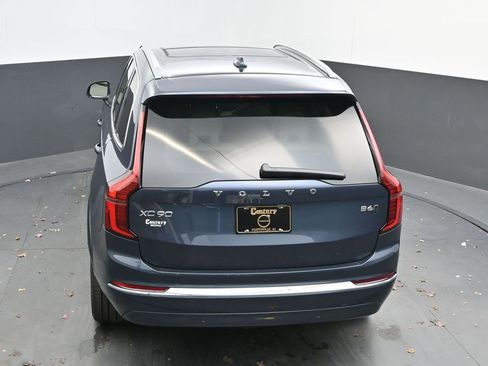 New 2026 Volvo XC90 B6 Ultra image 36
