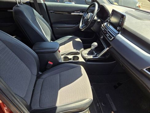 Certified 2023 Kia Seltos S FWD image 5