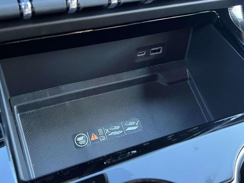 New 2026 GMC Yukon XL Elevation image 24