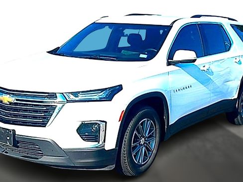 Used 2023 Chevrolet Traverse LT FWD image 1