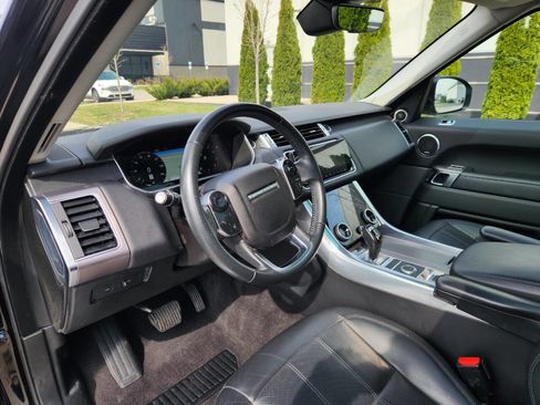 Used 2019 Land Rover Range Rover Sport HSE image 10