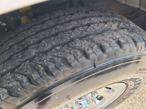 Used 2003 Ford F250 XLT image 26