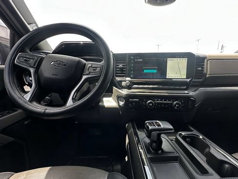 Used 2024 Chevrolet Silverado 1500 ZR2 w/ Technology Package AWD/4WD image 12