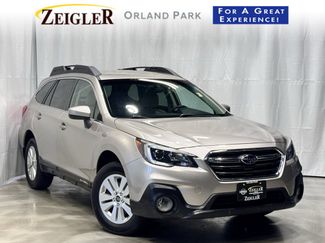 Used 2018 Subaru Outback 2.5i Premium image 1