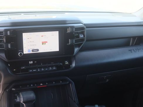 Used 2025 Toyota Tundra SR5 w/ SR5 Convenience Package AWD/4WD image 15